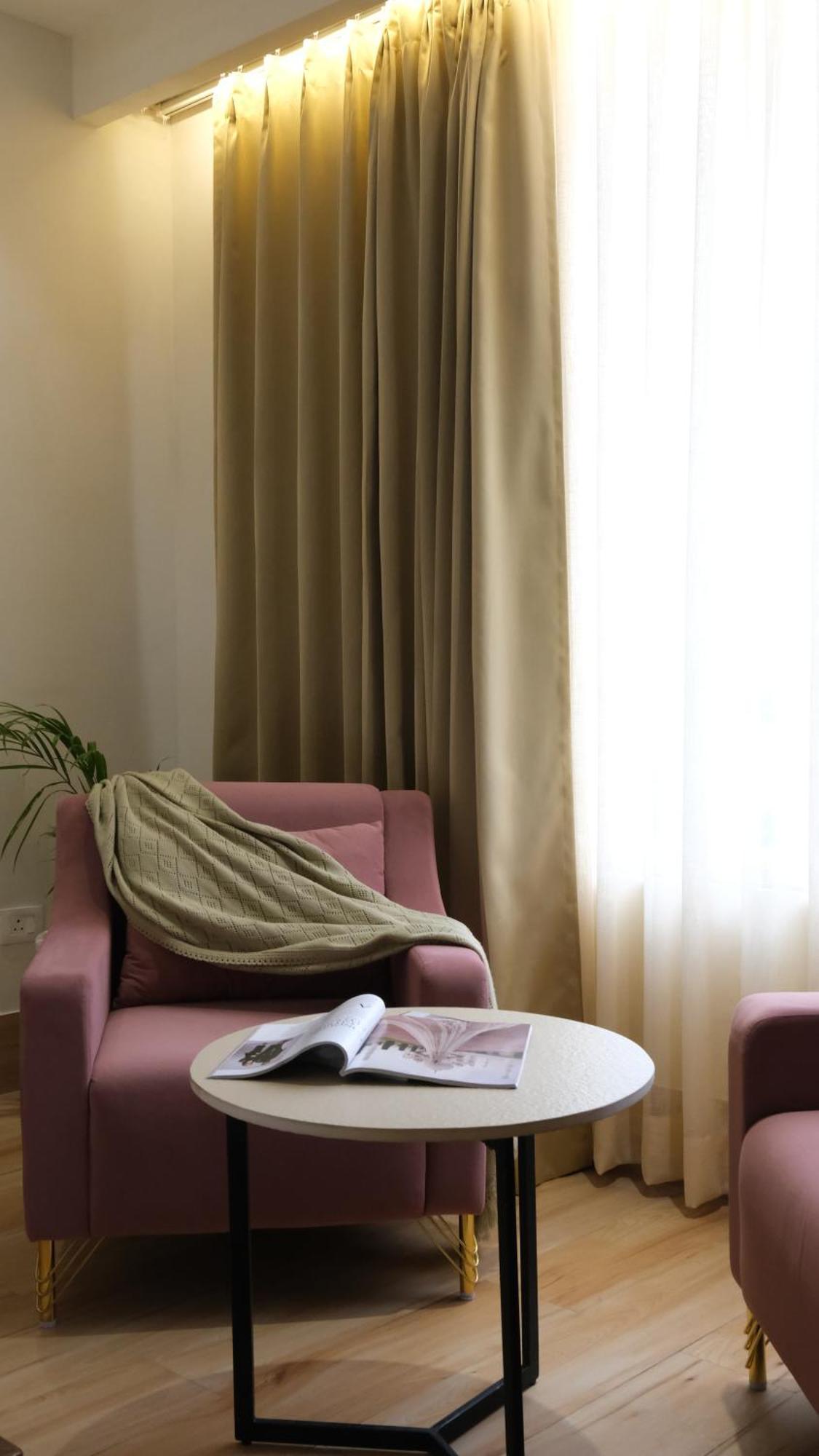 Clarks Inn Suites Agra Near Tajmahal ภายนอก รูปภาพ